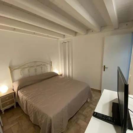 度假居 Marisa's House 切法卢